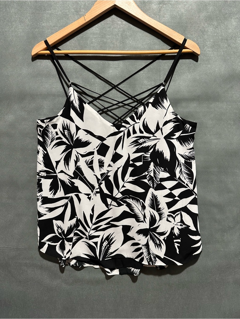Express Black & White Floral Strappy Cami Top - Size M